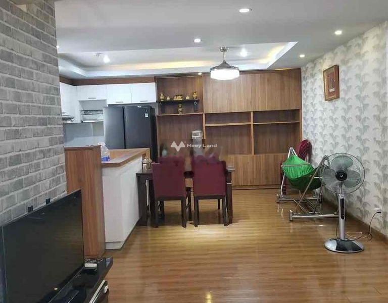 Căn hộ gồm 2 phòng ngủ, cho thuê căn hộ vị trí đặt tọa lạc gần Tân Bình, Hồ Chí Minh, 2 WC khách có thiện chí liên hệ ngay-01