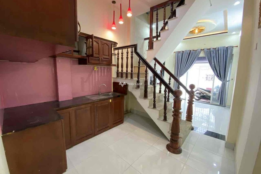 Nhà này bao gồm 2 phòng ngủ, cho thuê nhà ở tổng diện tích 48m2 giá thuê cực êm chỉ 5 triệu/tháng vị trí mặt tiền nằm ngay Trần Cao Vân, Đà Nẵng-01