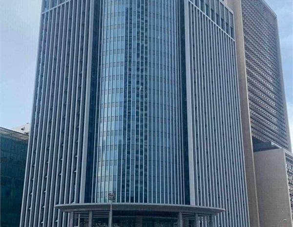 Bán toà nhà văn phòng mặt phố trung tâm Cầu Giấy 4500m2, 25 tầng, giá 1700 tỷ