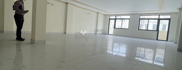 Nhà gồm 3 phòng ngủ, cho thuê nhà, giá thuê chỉ từ chỉ 60 triệu/tháng có diện tích thực 230m2 nằm ở Lũy Bán Bích, Hồ Chí Minh-02