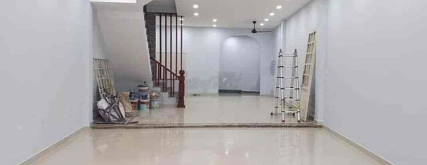 cho thuê nhà 2 tầng 3pn 115m2 mặt tiền núi thành gần đại học đông á -03