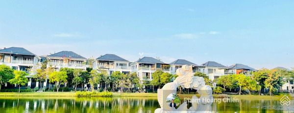 Căn nhà gồm có tất cả 4 PN, bán nhà ở có diện tích rộng 100m2 giá bán cực mềm 13 tỷ ở An Phú, Hồ Chí Minh hướng Nam-02