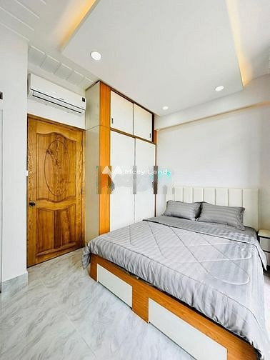 DT 135m2 bán nhà ở vị trí tốt ở Đường D2, Phường 25 nhà nhìn chung gồm 3 PN 3 WC ở lâu dài-01