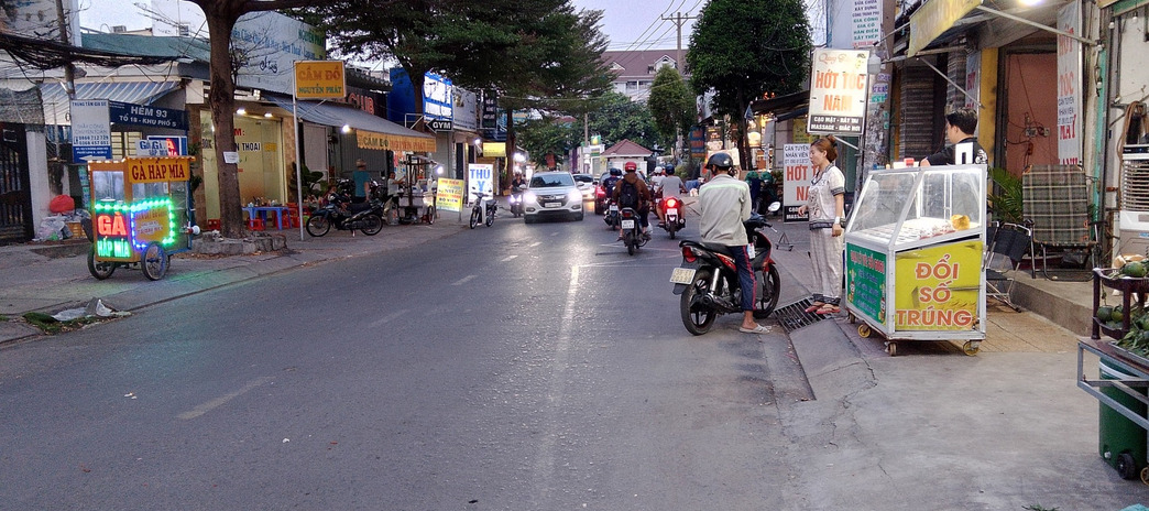 Cần bán nhà mặt phố quận Thủ Đức thành phố Hồ Chí Minh