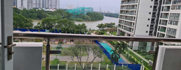 Bán căn hộ diện tích thực tế 130m2 mặt tiền ngay trên Quận 7, Hồ Chí Minh giá bán đàm phán 7.5 tỷ-02