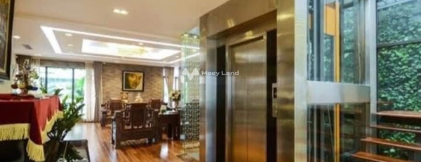 Diện tích thực khoảng 170m2, bán biệt thự vị trí tại Láng Hạ, Đống Đa, tổng quan ngôi nhà này gồm 6 PN, đường thông 5 mét lh ngay!-02