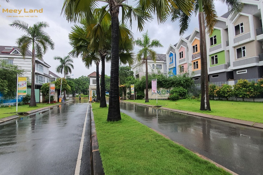 Bán nhà phố, quốc lộ 13, thành phố Thủ Đức, cách trung tâm Hồ Chí Minh 8km-01