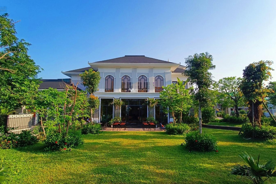 Bán biệt thự diện tích như sau 18909m2 mặt tiền nằm ngay ở Hùng Thắng, Hạ Long giá bán chỉ 29.18 tỷ, căn nhà gồm có tất cả 4 PN, 3 WC-01