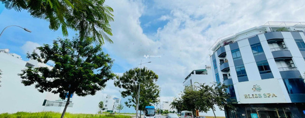 Vị trí đặt ngay trung tâm Phước Hải, Nha Trang bán đất, giá bán cực rẻ chỉ 193.13 tỷ, hướng Đông - Bắc với tổng diện tích 2575m2-03