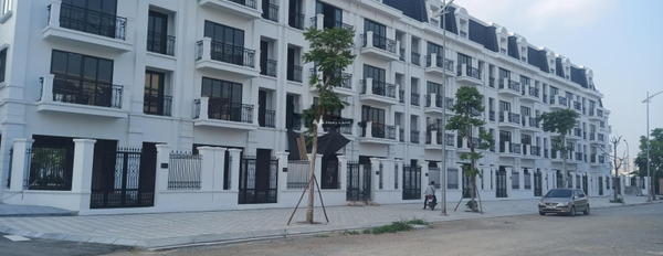 19 tỷ, bán liền kề có diện tích gồm 100m2 vị trí thuận lợi tọa lạc tại Nam Từ Liêm, Hà Nội, ngôi nhà có tất cả 5 phòng ngủ, 6 WC ở lâu dài-03