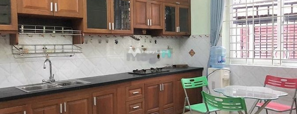 Diện tích sàn là 200m2, cho thuê biệt thự mặt tiền tọa lạc trên Thạnh Xuân, Quận 12, trong căn này gồm có 3 phòng ngủ, 3 WC hỗ trợ pháp lý-03