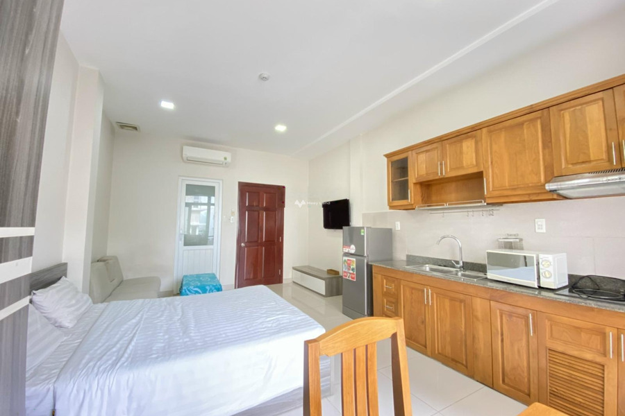 Cho thuê căn hộ có diện tích tổng 36m2 vị trí đẹp nằm trên Trương Định, Quận 3 thuê ngay với giá hạt dẻ 11.2 triệu/tháng-01