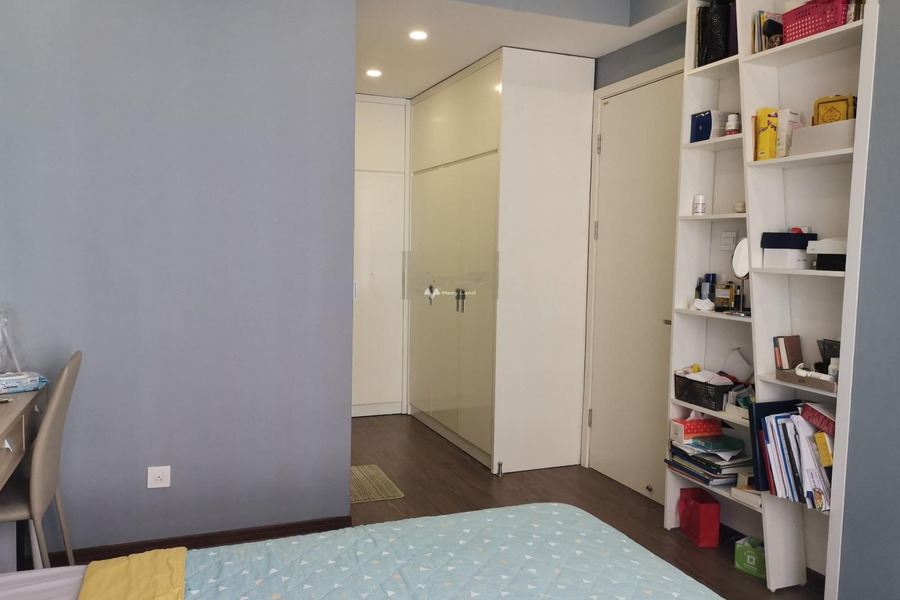 Cho thuê chung cư vị trí nằm ngay ở Mỗ Lao, Hà Nội, trong căn hộ này thì gồm 2 phòng ngủ bãi đậu xe rộng-01