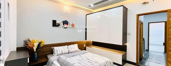 Vị trí ngay ở Phường 2, Hồ Chí Minh bán nhà bán ngay với giá cực mềm từ 2.8 tỷ tổng quan căn nhà này gồm 4 phòng ngủ 3 WC-02