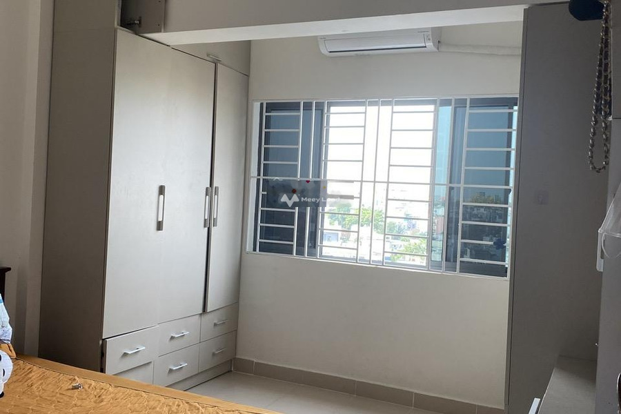 Căn hộ gồm 2 PN, bán chung cư vị trí thuận tiện ngay tại An Lộc, Phường 17, căn hộ nhìn chung có tổng 2 phòng ngủ, 2 WC thuận mua vừa bán-01