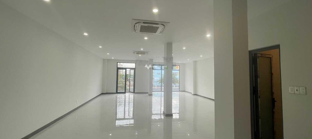 Vị trí mặt tiền ngay ở Long Thạnh Mỹ, Hồ Chí Minh cho thuê sàn văn phòng có diện tích thực 90m2 nội thất đa dạng Cơ bản