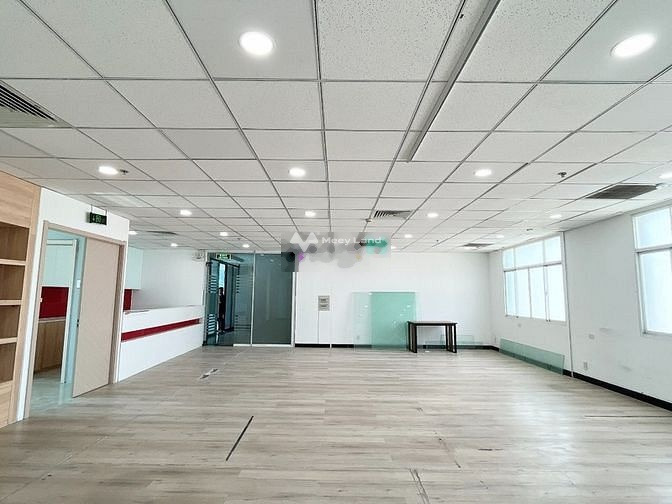 Cho thuê văn phòng sàn 230m2 mặt tiền Mai Thị Lựu, P. Đa Kao - Quận 1 -01