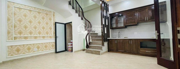 Tọa lạc gần Quốc Lộ 21B, Hà Nội bán nhà giá bán chốt nhanh 2.18 tỷ tổng quan nhà này có tổng 3 phòng ngủ 3 WC-03