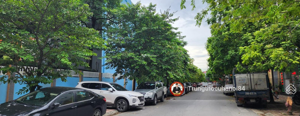 Bán nhà vị trí thuận tiện ngay tại Hạ Đình, Hà Nội bán ngay với giá 19.5 tỷ có diện tích rộng 90m2 nhà tổng quan có 3 PN-03