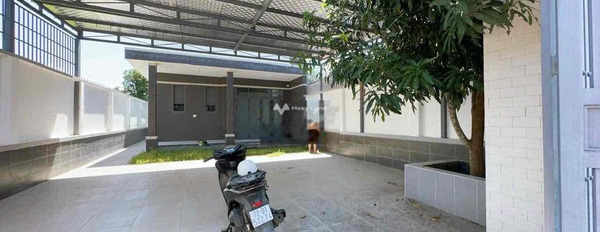 Diện tích 246m2 bán nhà ở vị trí cực kì thuận lợi ngay tại Đường Số 10, Hòa Long ngôi nhà có tổng 2 PN 2 WC liên hệ ngay để được tư vấn-03