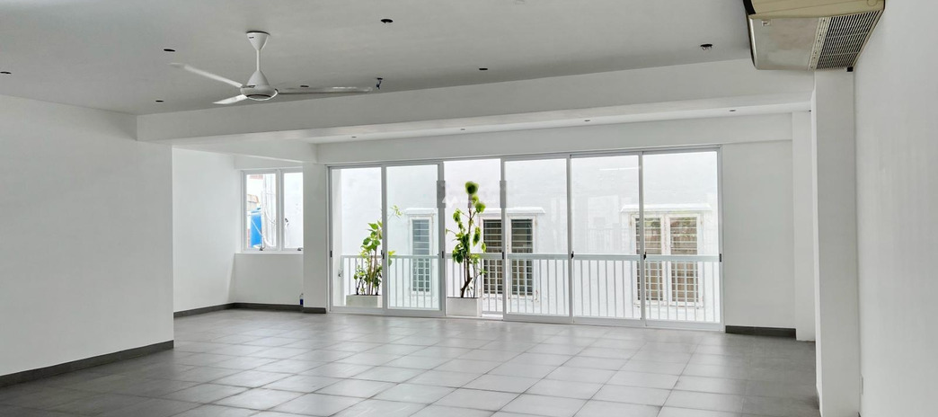 Vị trí đặt vị trí nằm ở Thanh Khê, Đà Nẵng cho thuê sàn văn phòng có diện tích 600m2