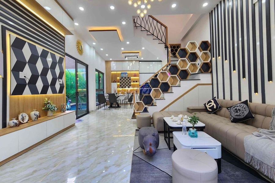 Nhà gồm 3 phòng ngủ bán nhà ở có diện tích chính 70m2 bán ngay với giá đặc biệt từ 3.95 tỷ vị trí đặt tại trung tâm Lê Độ, Thanh Khê-01