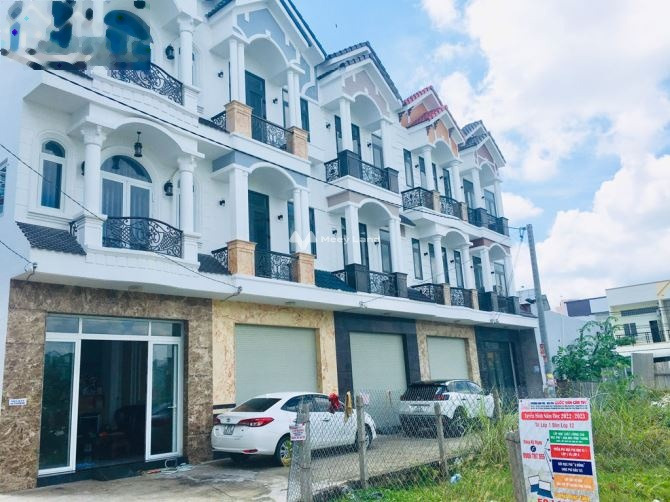 Căn này gồm 3 PN, bán biệt thự, bán ngay với giá siêu rẻ chỉ 4 tỷ diện tích rộng 55m2 vị trí đặt tại Trần Nam Phú, Ninh Kiều-01