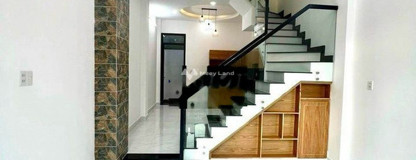 Ngôi nhà bao gồm 4 phòng ngủ, bán nhà ở diện tích chuẩn 40m2 bán ngay với giá cạnh tranh 2.48 tỷ vị trí đẹp gần Đường M1, Bình Tân-02