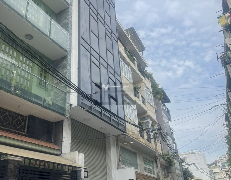 Bán nhà 5 tầng mới đường Nguyễn Thiện Thuật, Q.3 -01