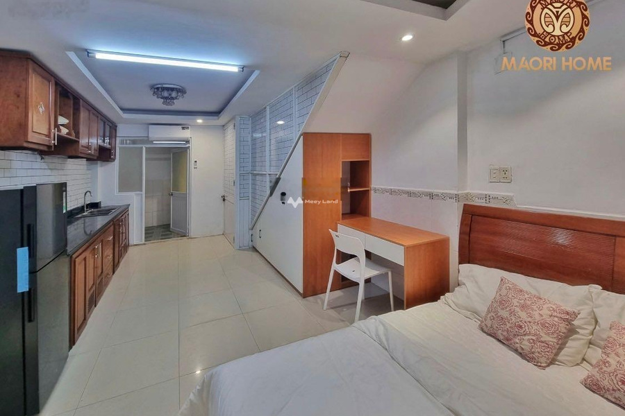 Cho thuê phòng trọ diện tích sàn là 30m2 trong Phường 11, Hồ Chí Minh thuê ngay với giá gốc chỉ 6 triệu/tháng phòng nhìn chung gồm có Cơ bản, 1 WC-01