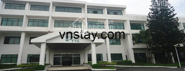 Vị trí đặt ngay ở Tân Thuận, Quận 7 cho thuê sàn văn phòng có diện tích gồm 520m2-03