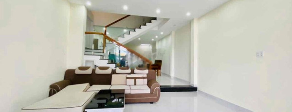 Cho thuê nhà 4 tầng 5PN khép kín MT Phan Huy Chú -03