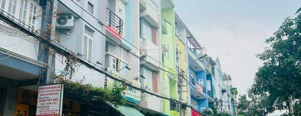 Cực kì bí nợ bán nhà có diện tích chung 68m2 vị trí đẹp tọa lạc ngay ở Quận 8, Hồ Chí Minh căn này có 6 phòng ngủ 7 WC hãy nhấc máy gọi ngay-02