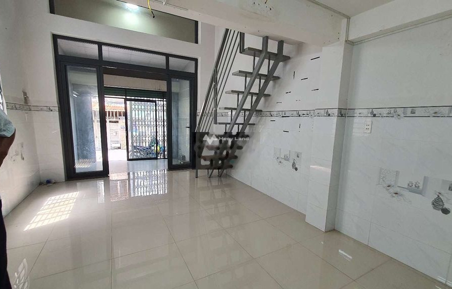 Cho thuê nhà trong Huỳnh Tấn Phát, Hồ Chí Minh, thuê ngay với giá khoảng 8 triệu/tháng diện tích rộng là 45m2-01