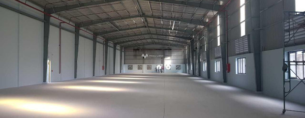 Tôi hiện đang bán kho bãi diện tích 3200m2 vị trí đặt ngay trên Đức Hòa, Long An bán ngay với giá từ 30 tỷ giá có thể fix-03