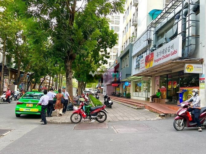 Vị trí mặt tiền gần Quận 7, Hồ Chí Minh 23 tỷ bán shophouse diện tích 140m2 view bao đẹp-01