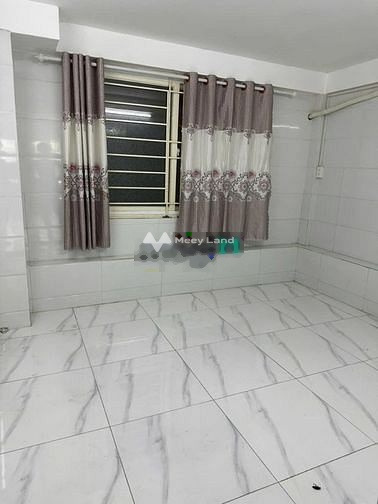 Diện tích chuẩn 55m2 bán nhà mặt tiền nằm tại Bình Lợi, Hồ Chí Minh nhìn chung gồm có 3 phòng ngủ 2 WC liên hệ trực tiếp để được tư vấn-01