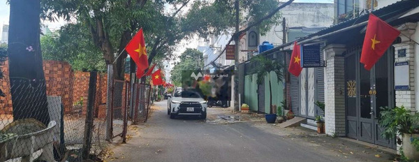 Vị trí tốt tại Lê Văn Thọ, Hồ Chí Minh cho thuê nhà thuê ngay với giá tốt bất ngờ chỉ 13 triệu/tháng, căn này có 3 phòng ngủ, 3 WC-02