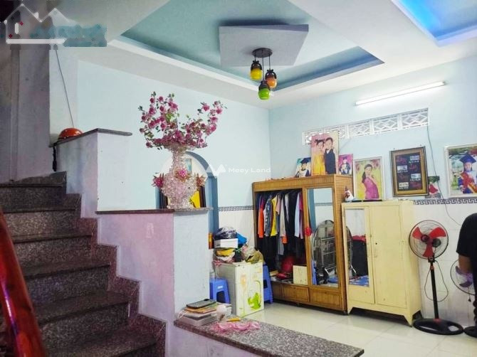 Ở Nguyễn Thị Sáu, Hóc Môn, bán nhà, bán ngay với giá cực mềm chỉ 5.6 tỷ diện tích rộng 108m2, tổng quan căn này gồm 3 phòng ngủ cảm ơn đã xem tin-01