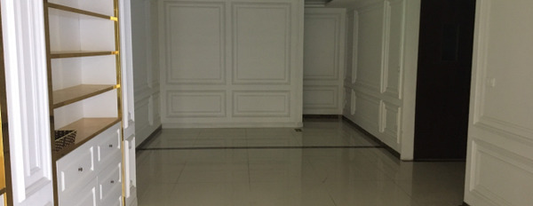 Cho thuê nhà mặt phố Triệu Việt Vương, 130m2, 5 tầng, mặt tiền 6m, nhà có hầm, thang máy-03