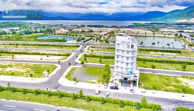 Cần gấp cần bán Khách sạn có diện tích 380m2 vị trí thích hợp Nguyễn Tất Thành, Cam Ranh bán ngay với giá bàn giao 41 tỷ giá có thể fix-01