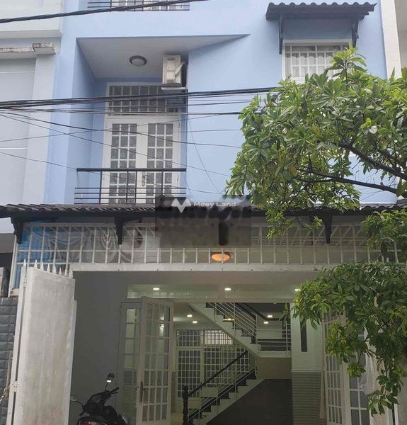 Có diện tích gồm 90m2, cho thuê nhà ở vị trí đặt vị trí ở Đường B, Hồ Chí Minh, căn nhà này 4 phòng ngủ, 3 WC nói không với trung gian-01