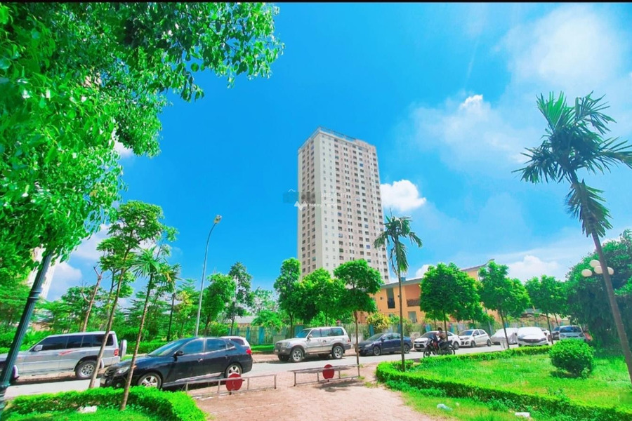 Vị trí đẹp ngay Long Biên, Hà Nội bán nhà giá bán đặc biệt chỉ 3.25 tỷ có diện tích chung là 35m2 tổng quan gồm 3 PN vào ở ngay-01