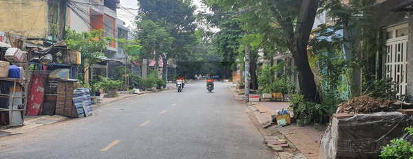 Bán nhà vị trí đặt ở Phước Bình, Hồ Chí Minh bán ngay với giá thị trường chỉ 8.5 tỷ có diện tích chính 86.4m2 nhà nhìn chung bao gồm 3 PN-02