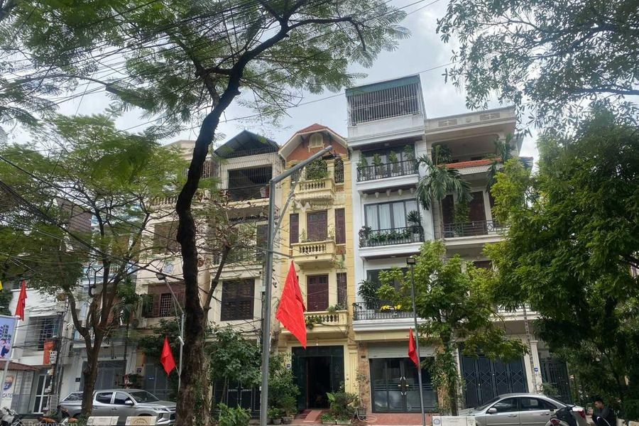 Giá chỉ 11 tỷ bán nhà có diện tích chung là 55m2 vị trí đẹp ngay Nguyễn Cảnh Dị, Hà Nội ngôi nhà gồm có 6 phòng ngủ cám ơn quý khách đã đọc tin-01