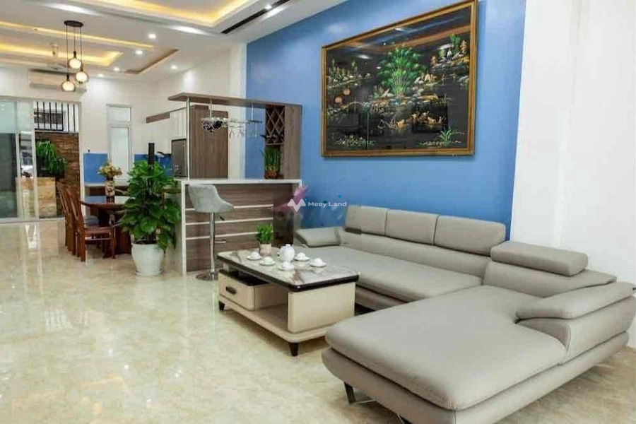 Ở Ông Ích Khiêm, Hải Châu, cho thuê nhà, thuê ngay với giá cơ bản 20 triệu/tháng Diện tích nền 100m2, trong căn này gồm 4 phòng ngủ thuận tiện đi lại-01