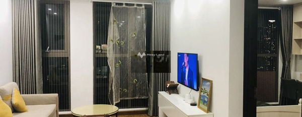 Cho thuê chung cư vị trí hấp dẫn nằm ở Trung Kính, Yên Hòa, trong căn hộ nhìn chung có 2 phòng ngủ, 2 WC hẻm rộng-02