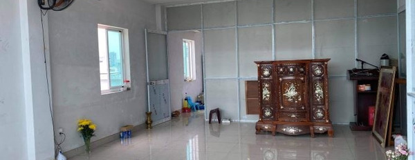 Nằm tại Hòa Cường Bắc, Hải Châu, cho thuê nhà, vào ở ngay giá hạt dẻ 30 triệu/tháng diện tích rộng lớn 120 m2, trong nhà tổng quan gồm có 5 phòng ngủ ...-03