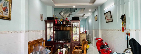 Bán nhà ở có diện tích chung 86.4m2 bán ngay với giá rẻ bất ngờ 7.3 tỷ vị trí tiềm năng Phước Bình, Hồ Chí Minh-02
