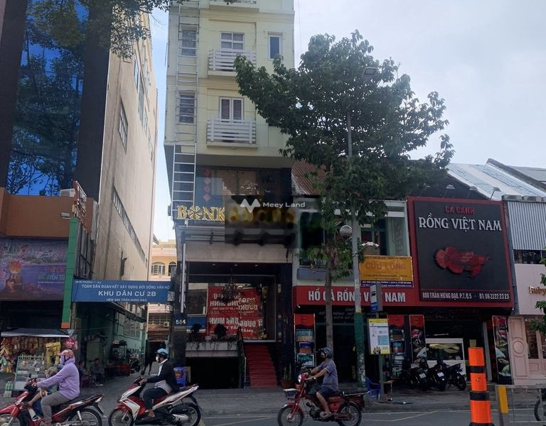 Bán căn nhà vị trí đặt ở Phường 4, Hồ Chí Minh bán ngay với giá cực mềm từ 21.5 tỷ diện tích khoảng 80m2 nhà tổng quan bao gồm 4 PN vị trí siêu đẹp-01